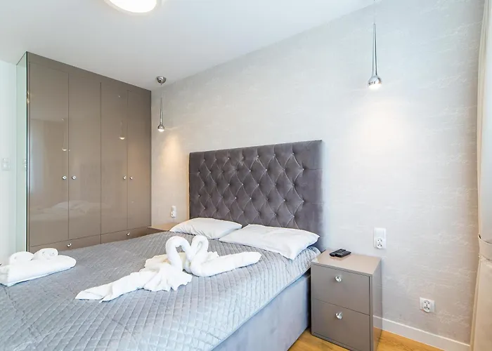 Apart111 y - Platinum